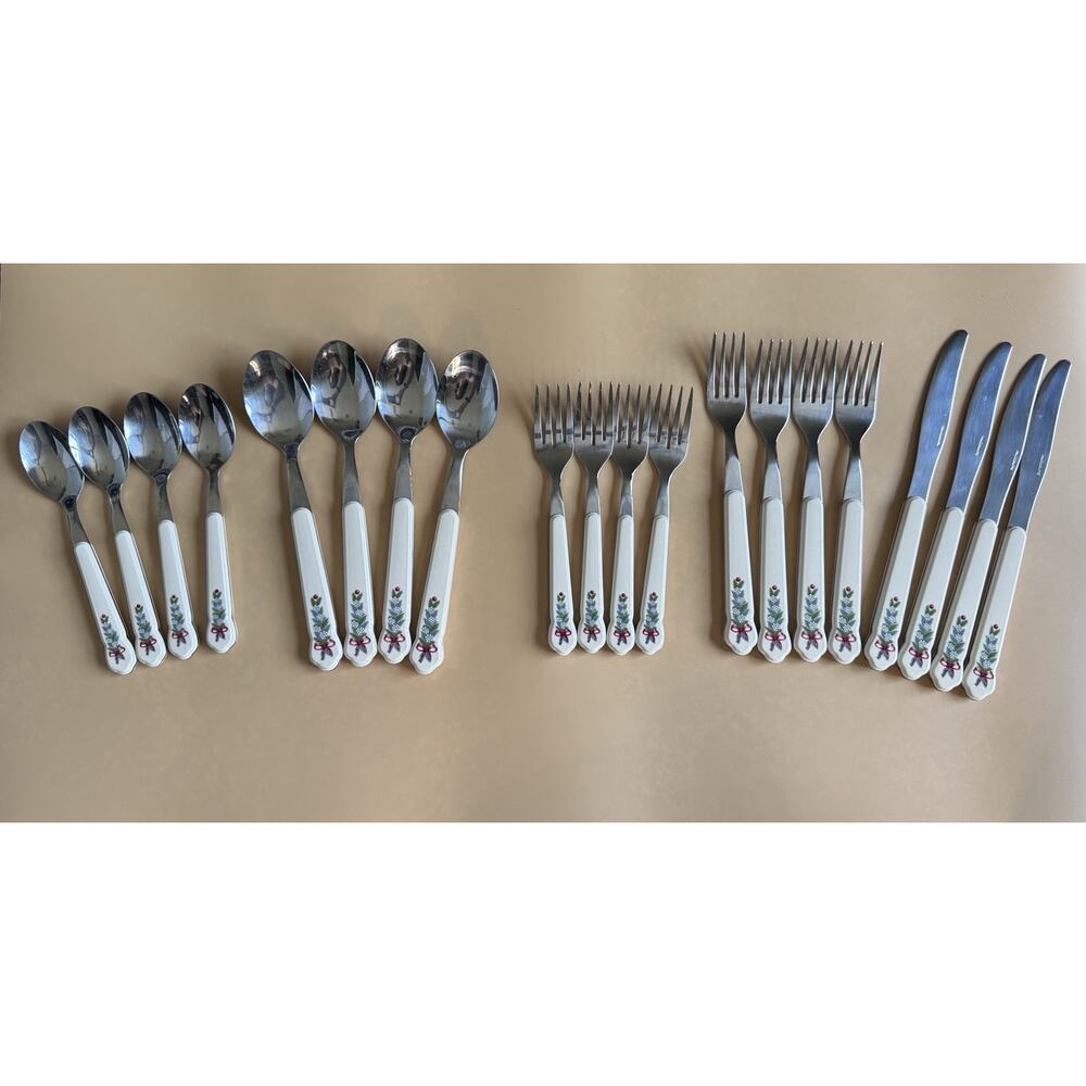 Pfaltzgraff Christmas Heritage Flatware Set Of 20 Spoons Forks Knives Holiday